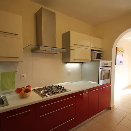 111 Holiday home *